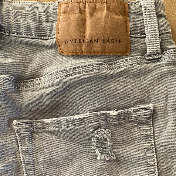 American Eagle, distressed, Bermuda denim shorts. - Picture 9 of 9